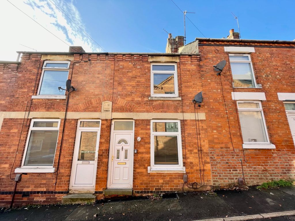 2 bed terraced house for sale in Gladstone Street, Rothwell, Kettering