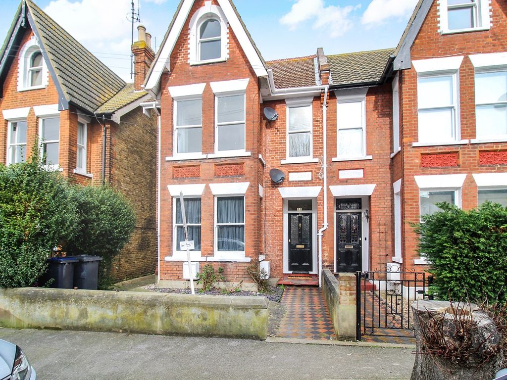 3 bed flat for sale in Queens Gardens, Herne Bay CT6 Zoopla