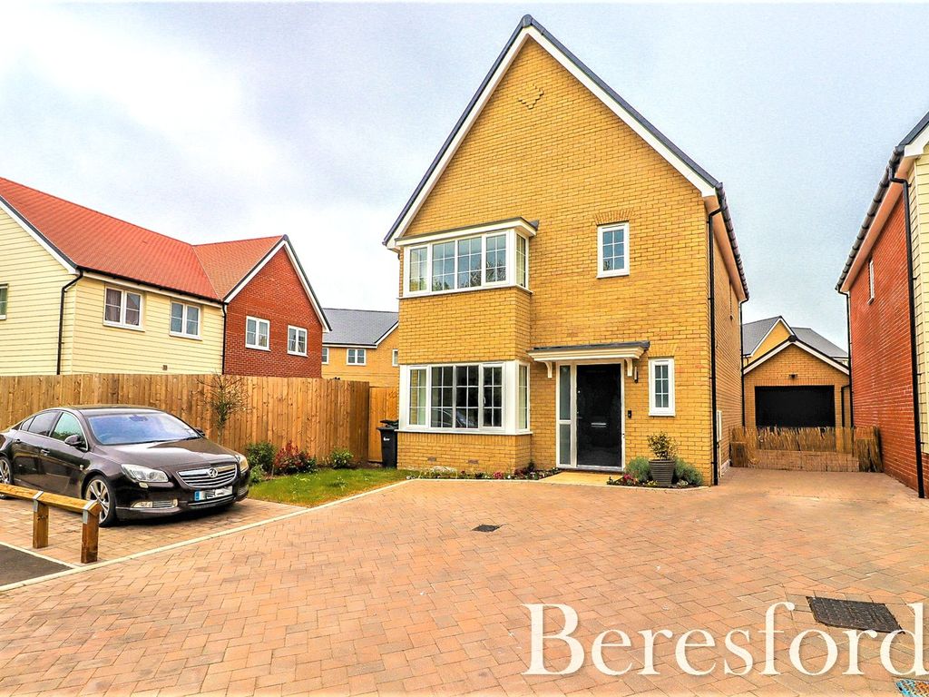 Turner Gardens, Witham CM8  