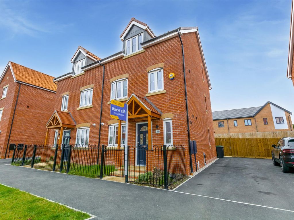 4 bed semidetached house for sale in Field Farm Way, Stapleford, Nottingham NG9 Zoopla