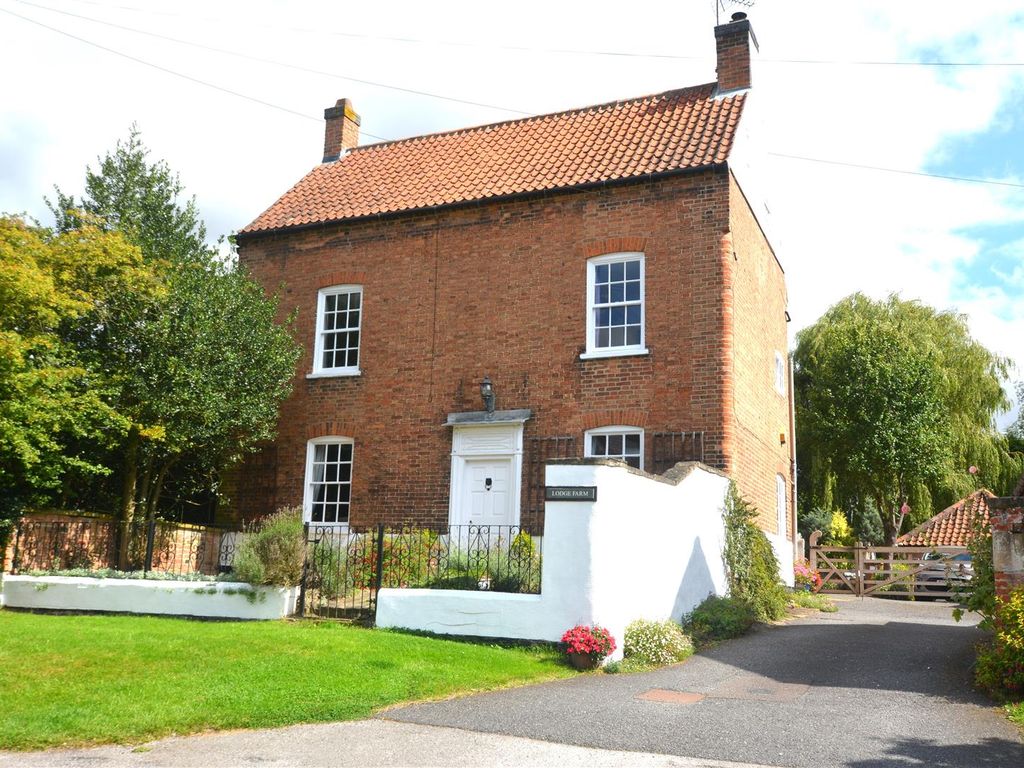 6 bed detached house for sale in Eakring Road, Wellow, Newark NG22, £