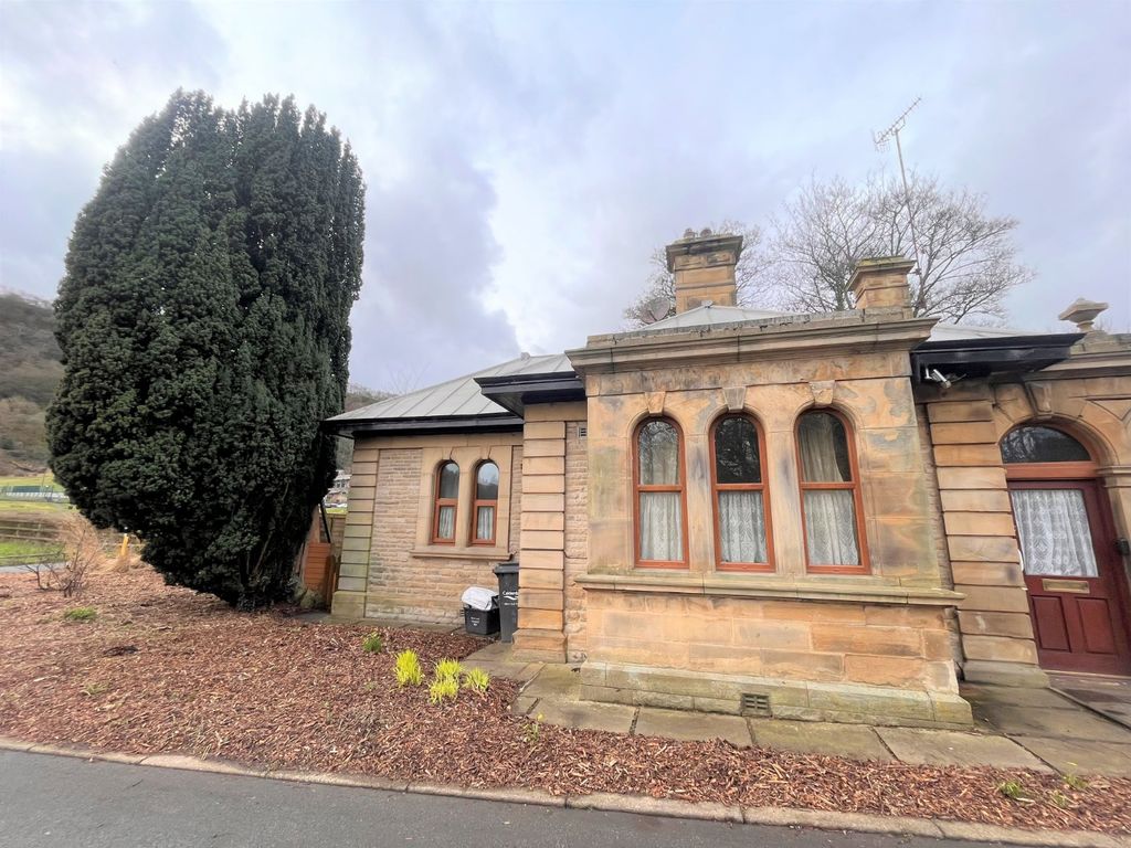 3 bed bungalow for sale in Burnley Road, Todmorden, West Yorkshire OL14