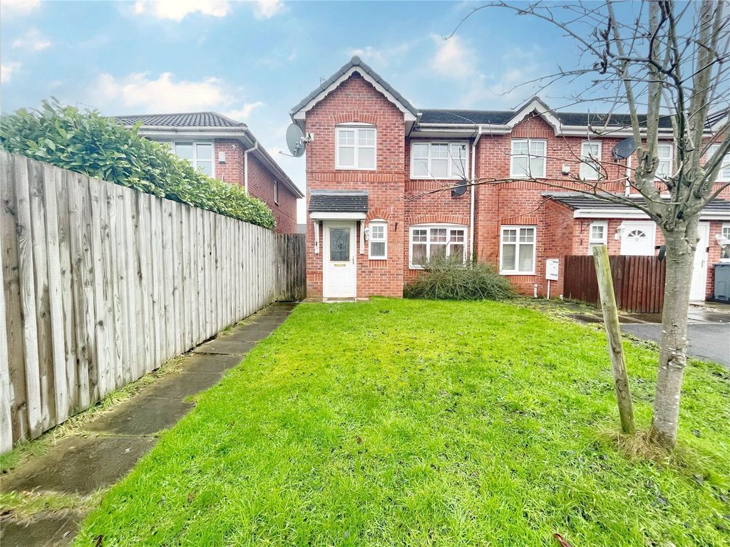 3 bed end terrace house for sale in Quilter Grove, Blackley, Manchester