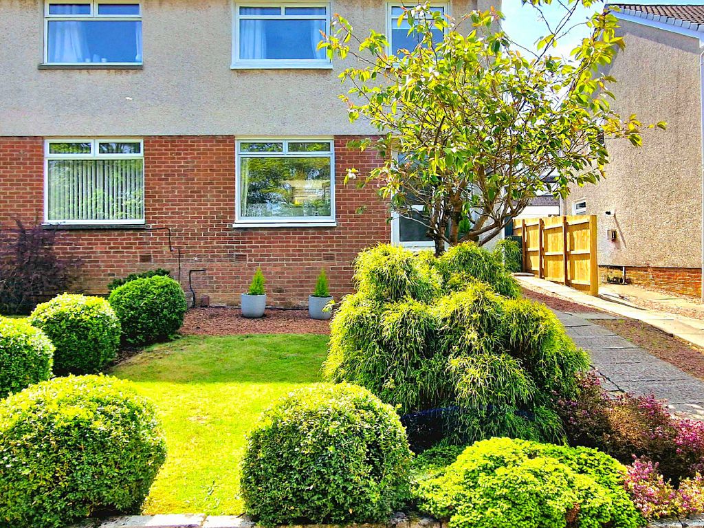 3 bed semidetached house for sale in Mossneuk Drive, Mossneuk, East