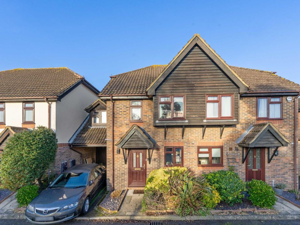2 bed terraced house for sale in Priory Gardens, Ashford TW15, £425,000