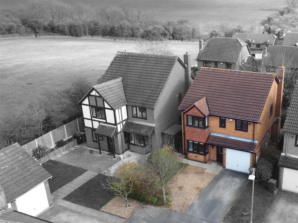 4 bed detached house for sale in Brechin Close, Arnold, Nottingham NG5