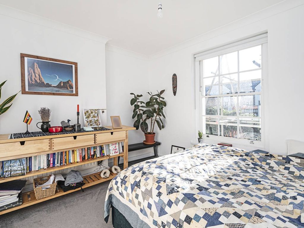 2 bed flat for sale in Hackney Road, Hackney, London E2, £800,000 Zoopla