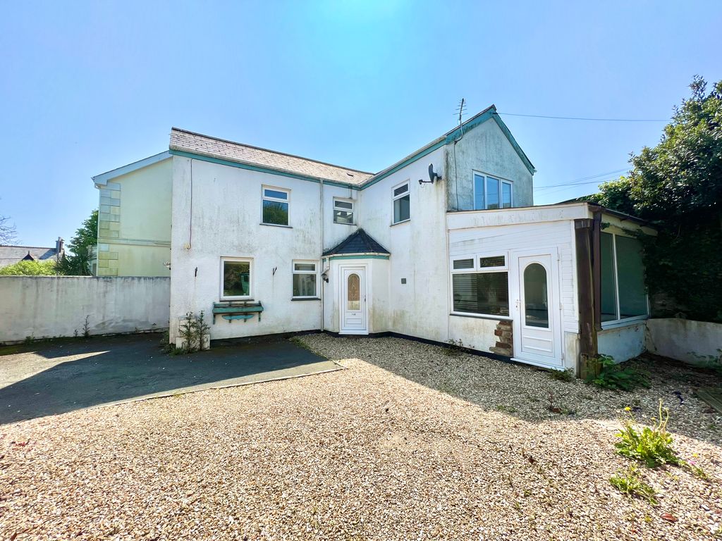3 bed detached house for sale in Alexandra Road, St. Austell PL25 Zoopla