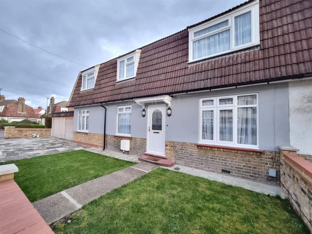 4 bed property for sale in Howard Road, Barking IG11 Zoopla