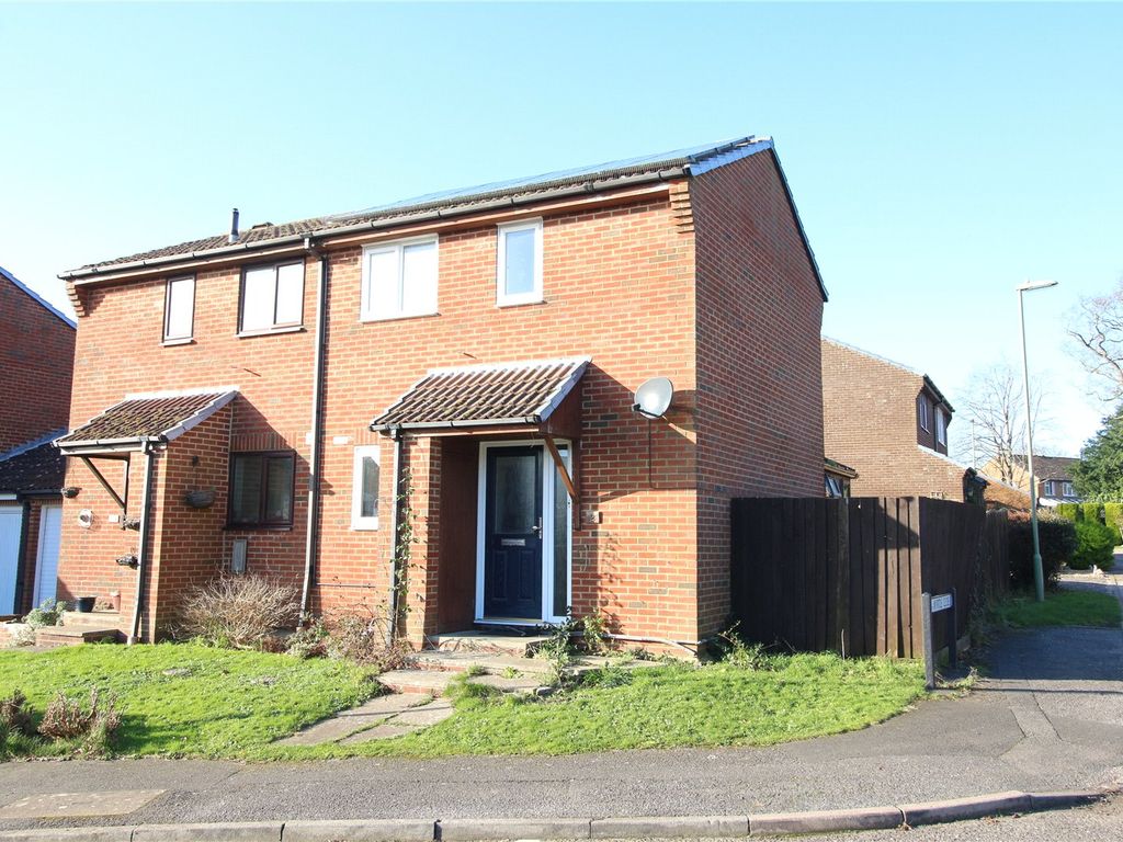 1 bed semidetached house for sale in Monteray Drive, Hordle, Hampshire