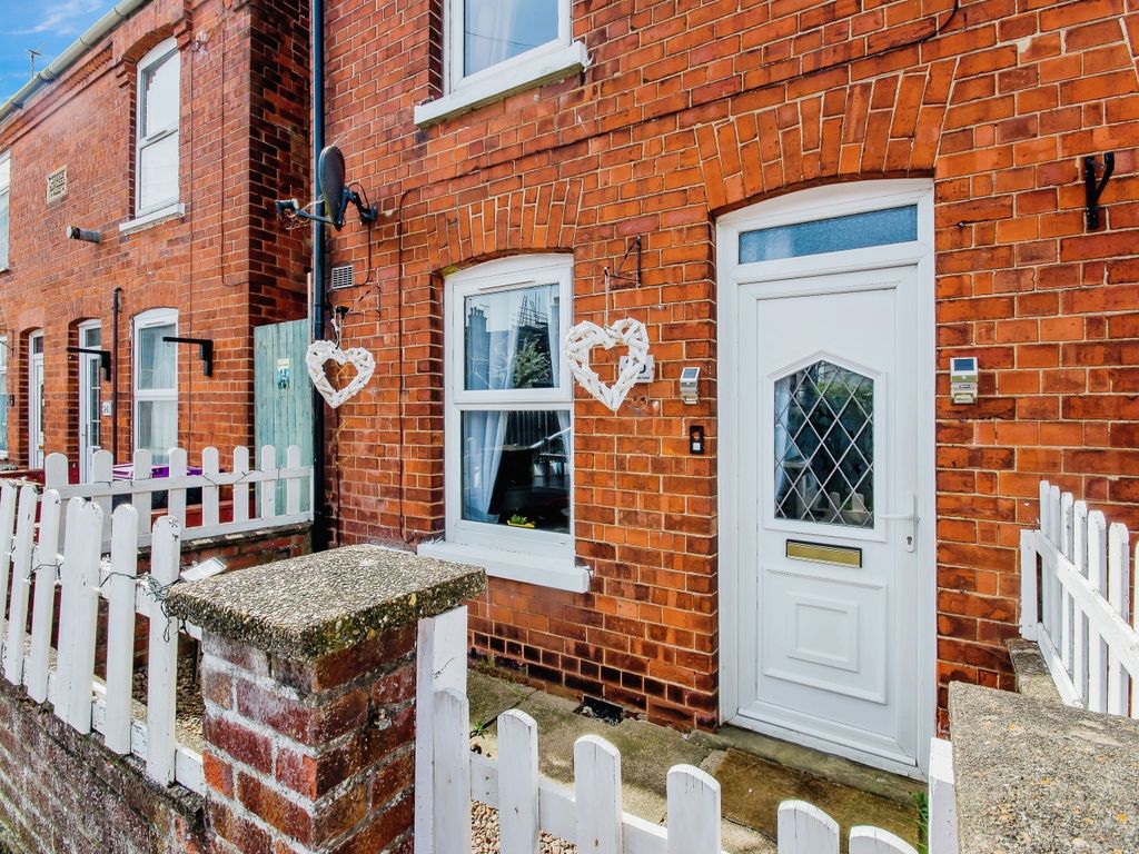 3 bed end terrace house for sale in Grand Sluice Lane, Boston, Lincolnshire PE21, £120,000 Zoopla