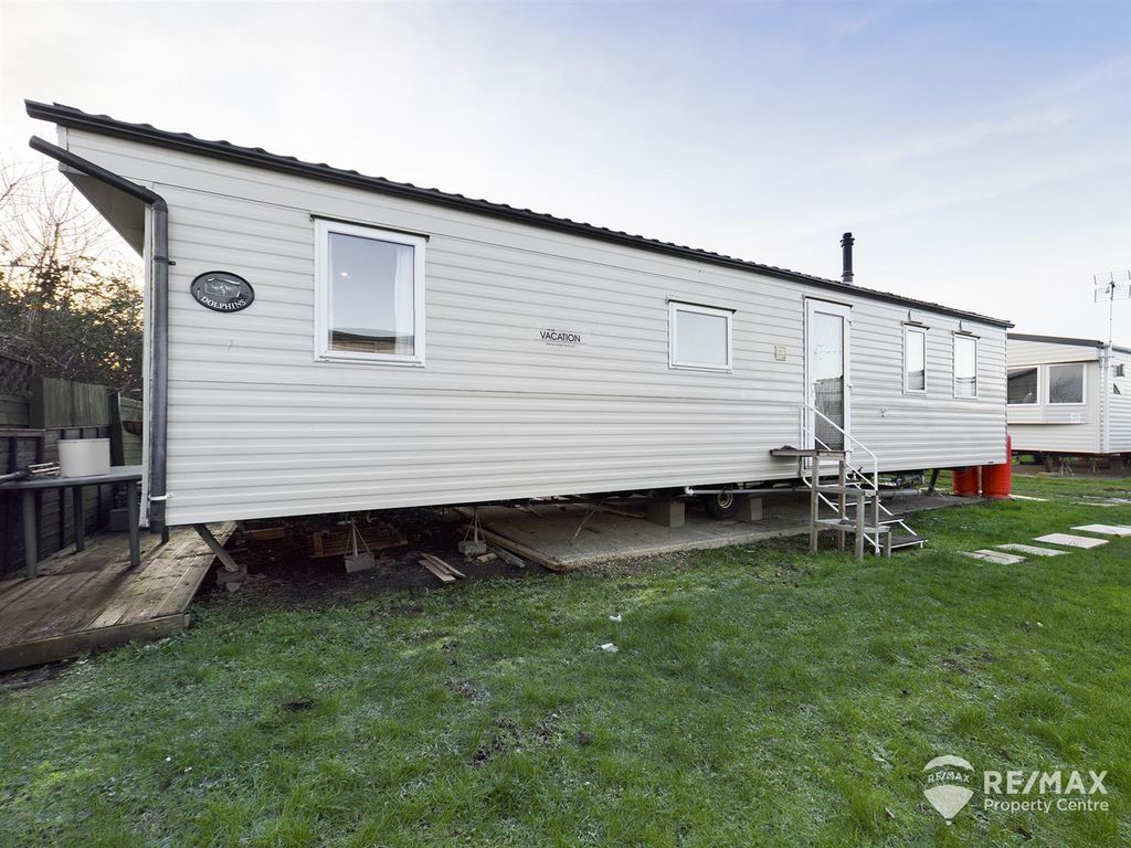 2 bed mobile/park home for sale in Dovercourt Haven Caravan Park, Low