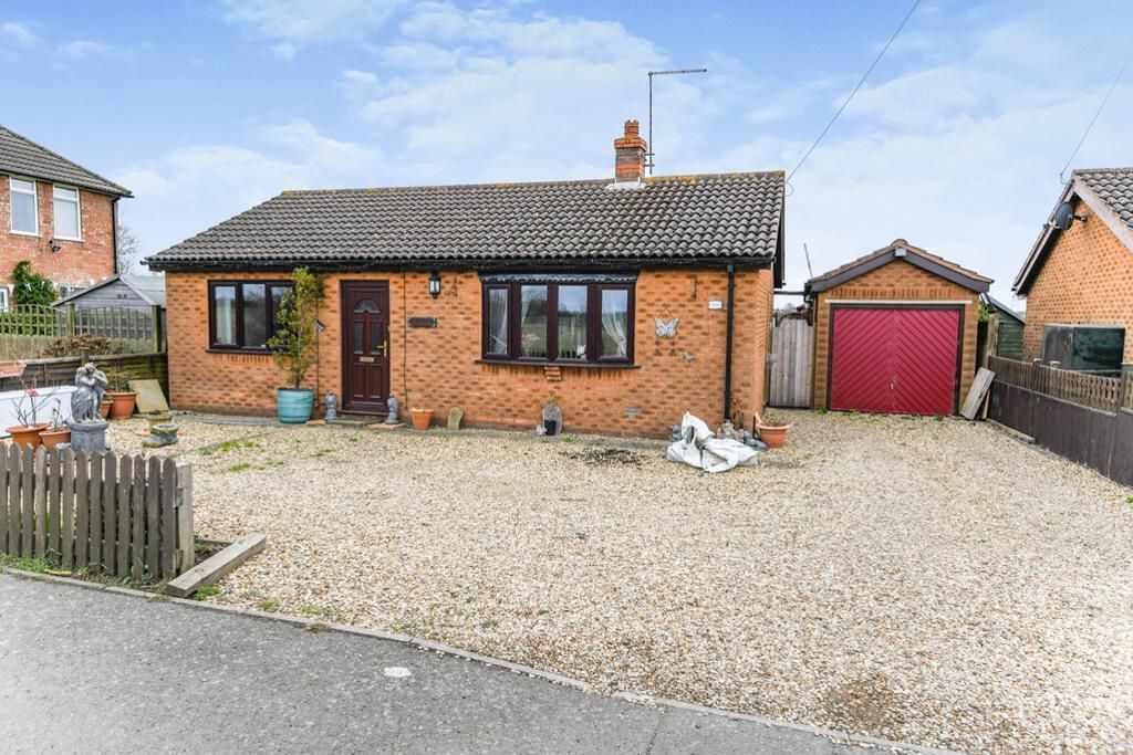 2 bed detached bungalow for sale in Drawdyke, Tydd St Mary, Wisbech