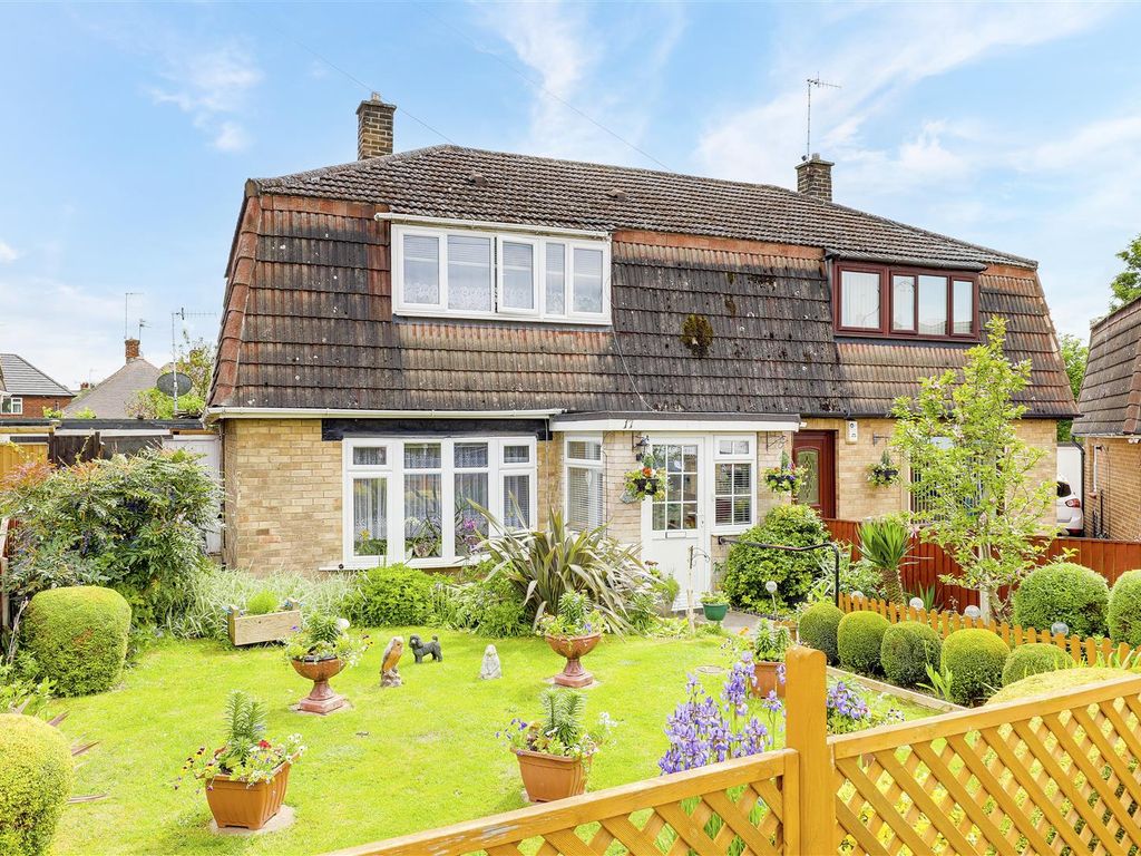 2 bed semidetached house for sale in Smithy Crescent, Arnold