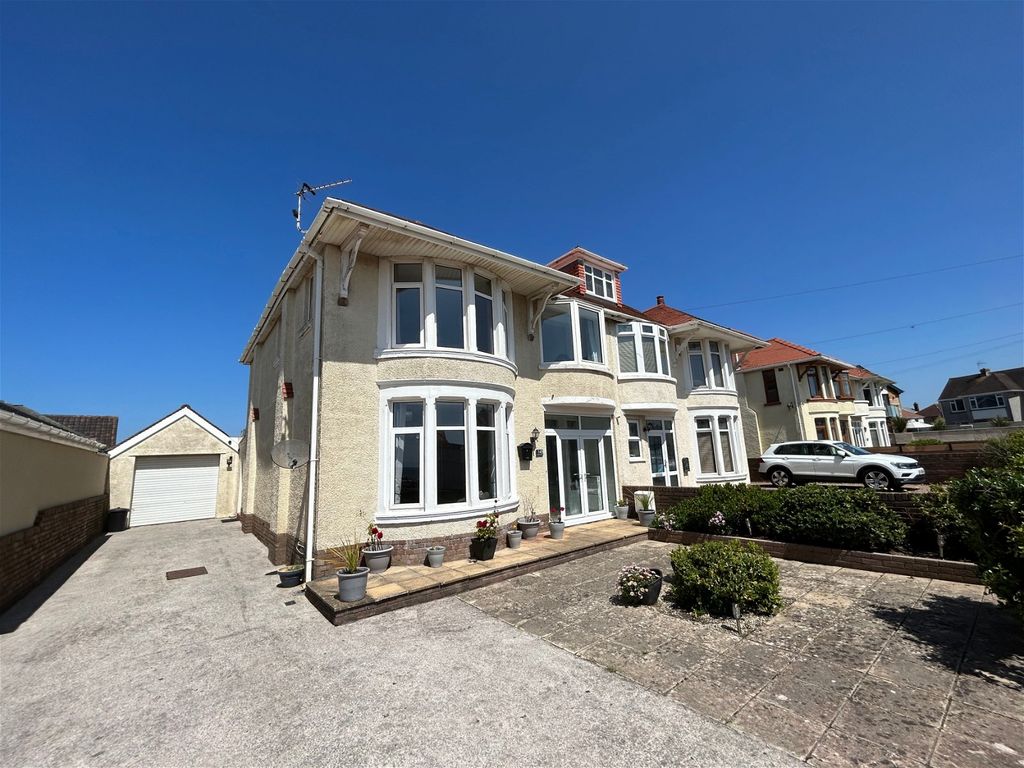4 bed semidetached house for sale in Victoria Avenue, Porthcawl CF36