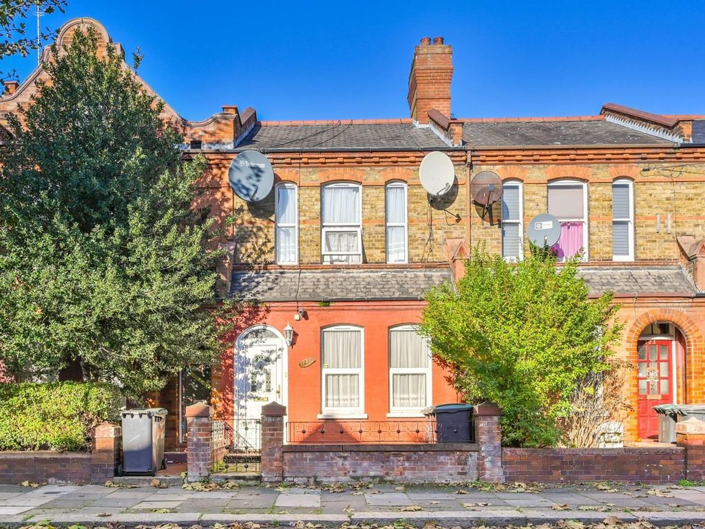 Lymington Avenue, London N22  