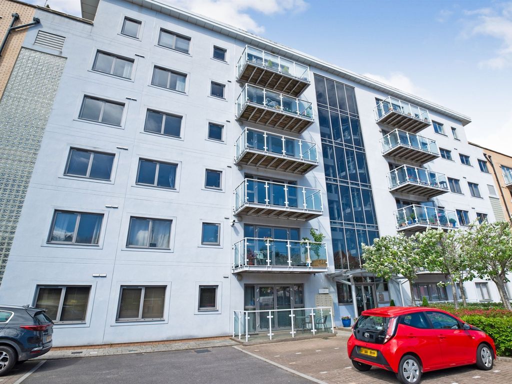 2 bed flat for sale in Marconi Avenue, Penarth CF64 Zoopla