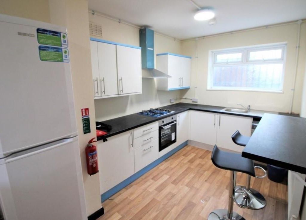 10 bed property to rent in Laird Street, Birkenhead CH41 Zoopla