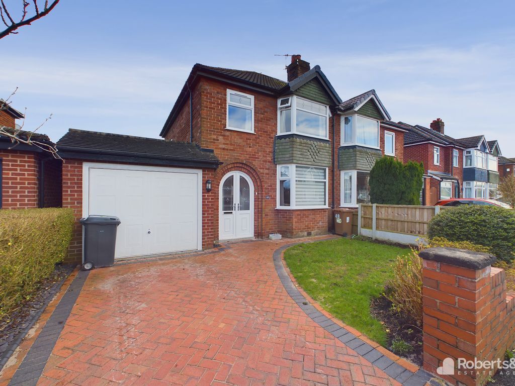 3 bed semidetached house for sale in Whitefield Road, Penwortham
