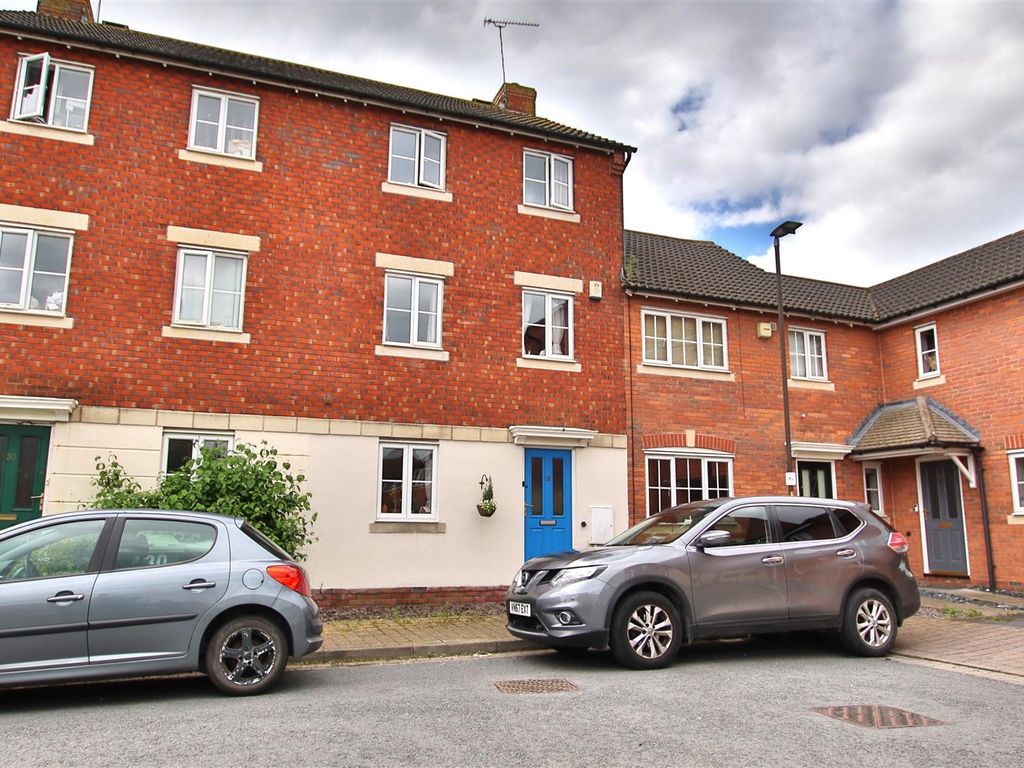 3 bed property for sale in Clifford Avenue, Walton Cardiff, Tewkesbury