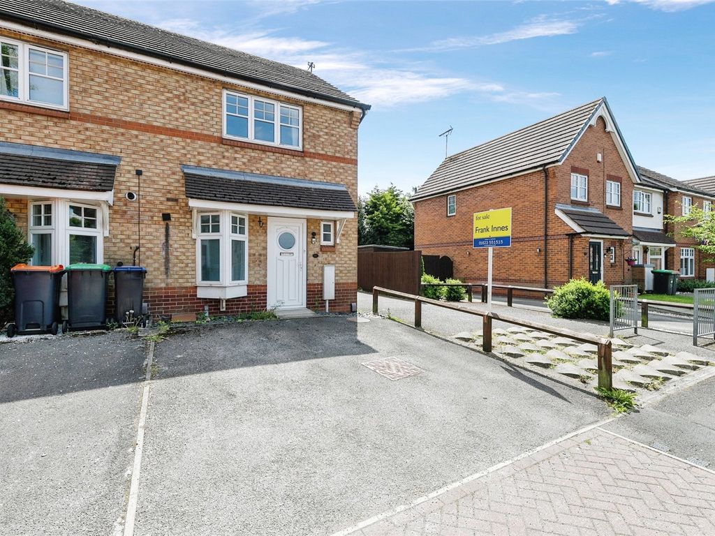 2 bed end terrace house for sale in Fisher Close, SuttonInAshfield