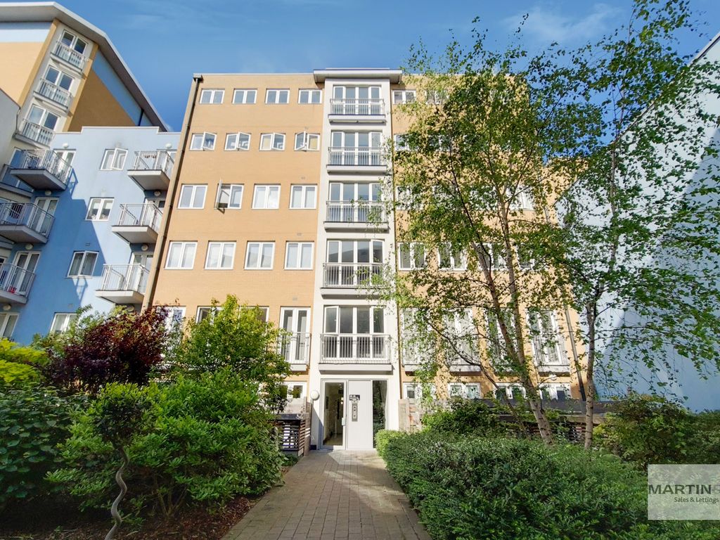 2 bed flat for sale in Rose Court, Whitestone Way, Croydon, Surrey CR0