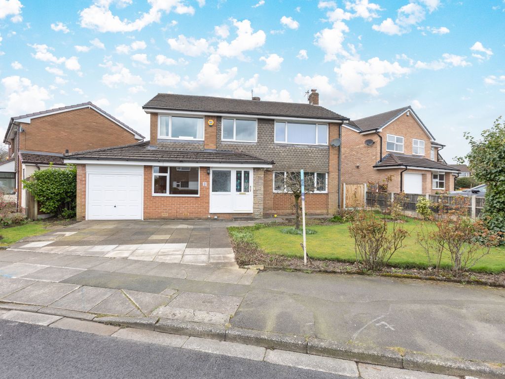 4 bed detached house for sale in Trimingham Drive, Bury BL8, £400,000 Zoopla