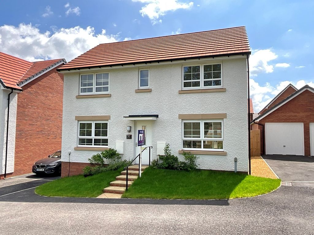 4 bed detached house for sale in Midsummer Road, Sebastopol, Cwmbran NP44, £365,000 Zoopla