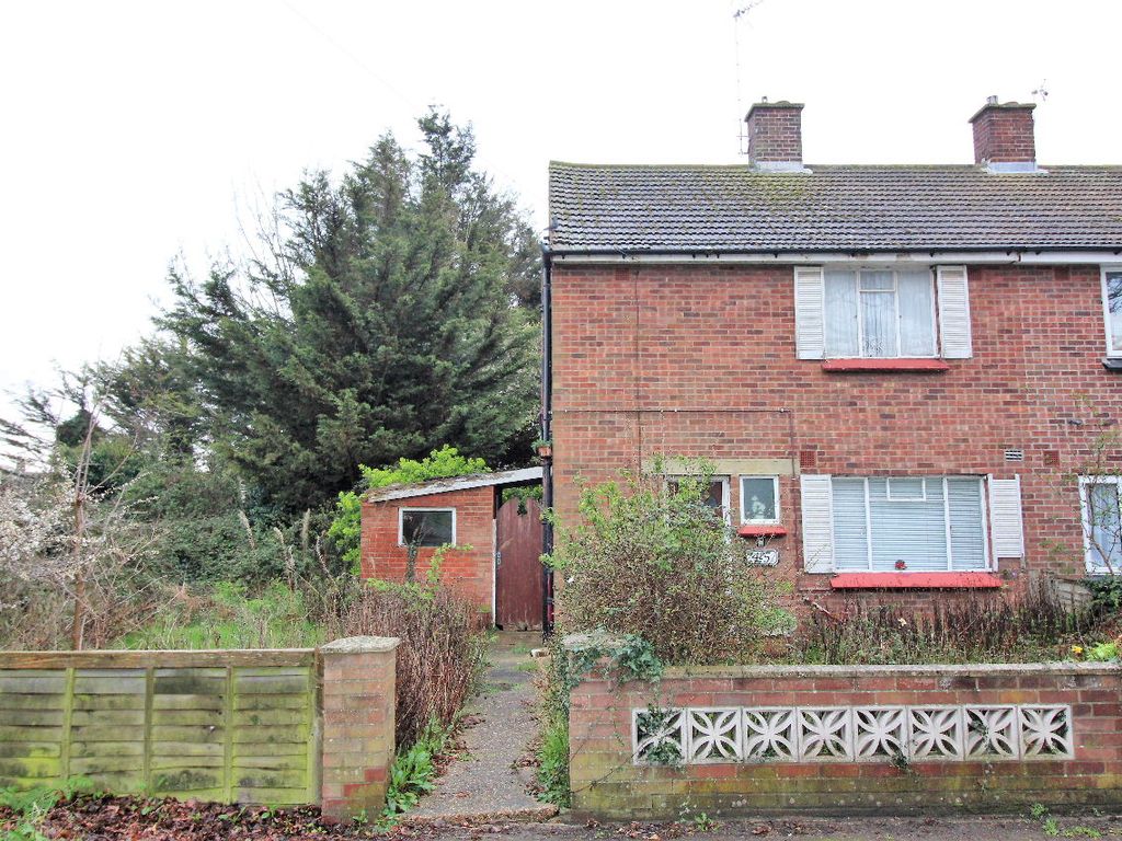 3 bed semidetached house for sale in St Johns Road, Clacton On Sea