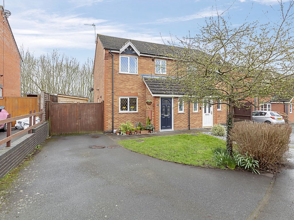 3 bed semidetached house for sale in Gray Lane, Sileby, Loughborough
