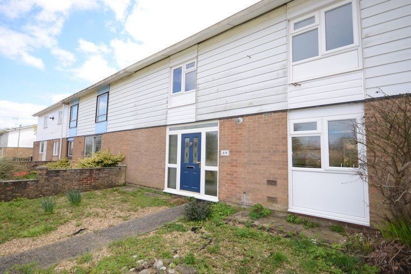 3 bed terraced house for sale in Fountains Close, Basingstoke