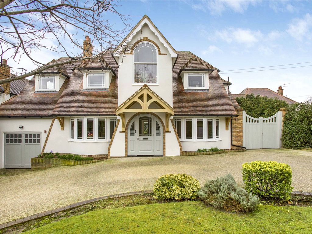 5 bed detached house for sale in Tolmers Road, Cuffley, Hertfordshire