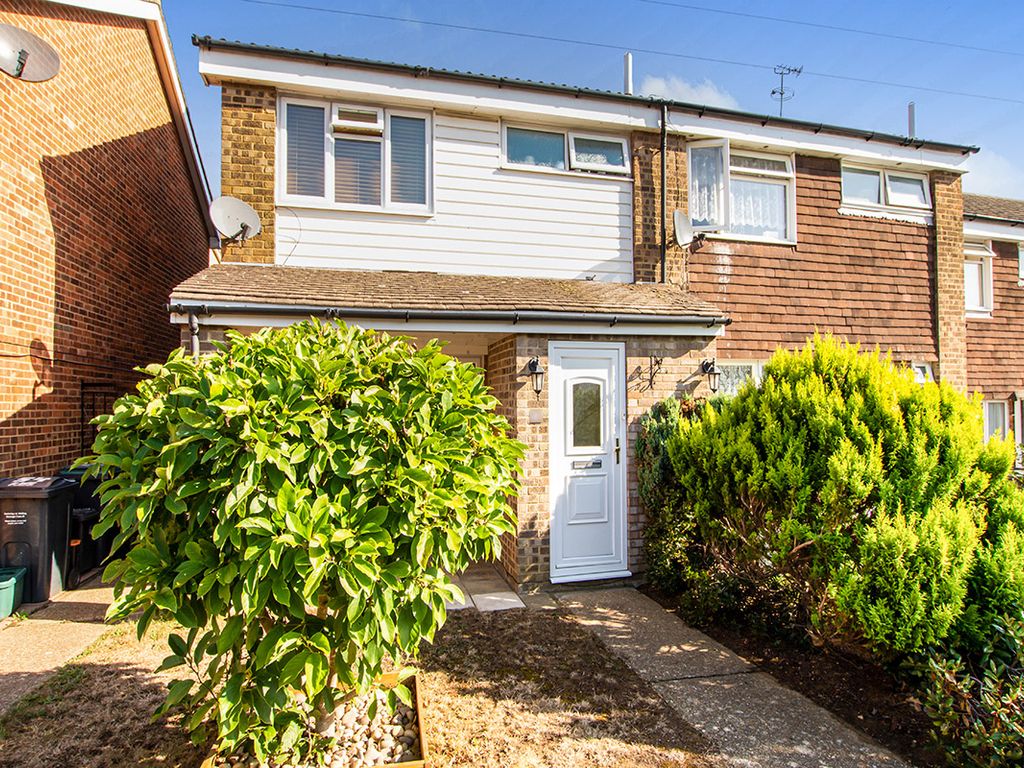 3 bed end terrace house for sale in Simpson Road, Snodland, Kent ME6 Zoopla