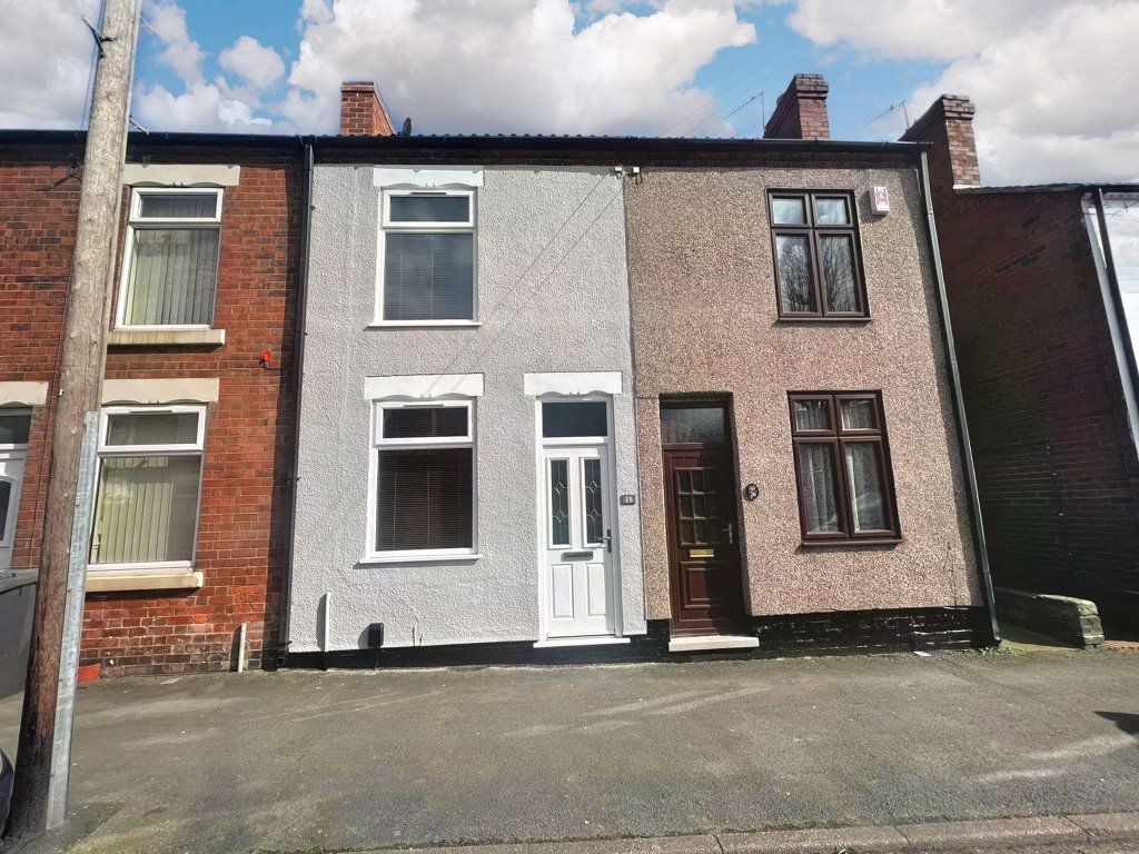 3 bed terraced house to rent in Roberts Street, Ilkeston DE7 Zoopla