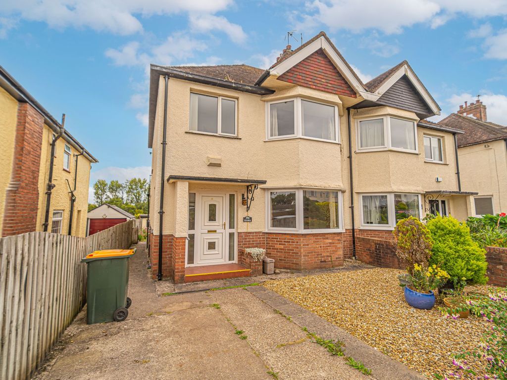 3 bed semidetached house for sale in Tennyson Avenue, Llanwern NP18, £