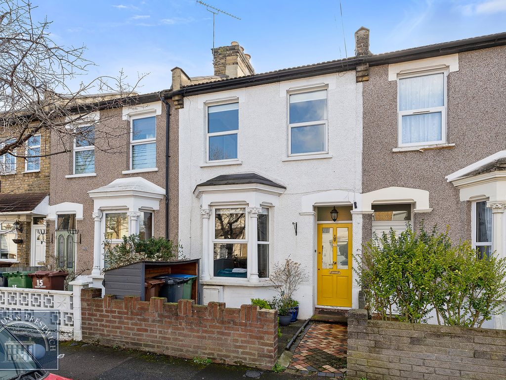 4 bed terraced house for sale in Thorpe Road, London E7 Zoopla