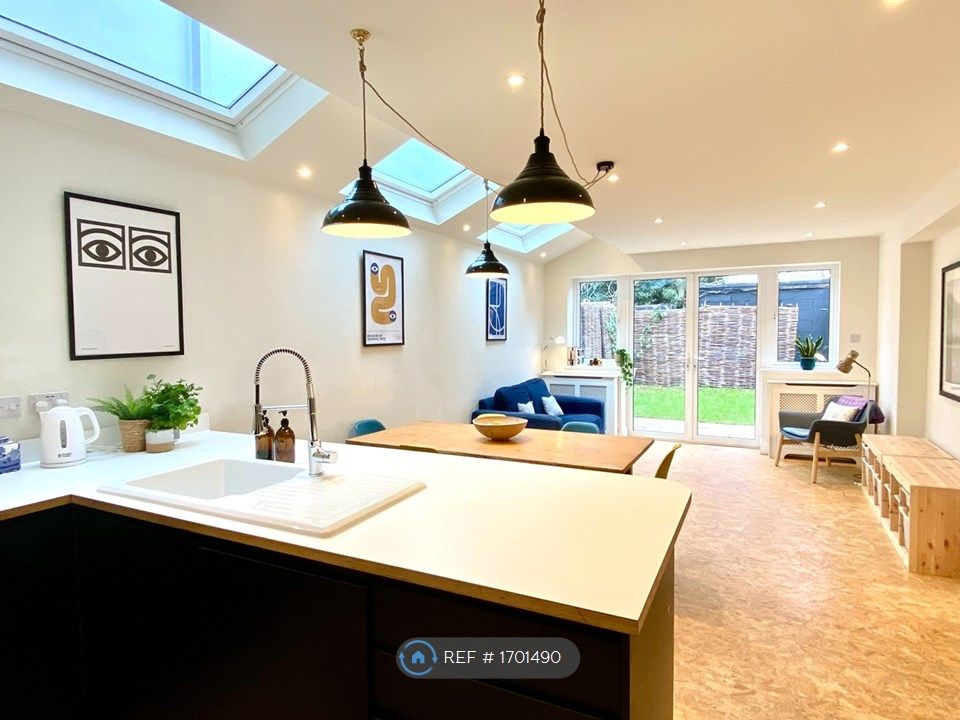 4 bed terraced house to rent in Woodlands Road, London E17 Zoopla