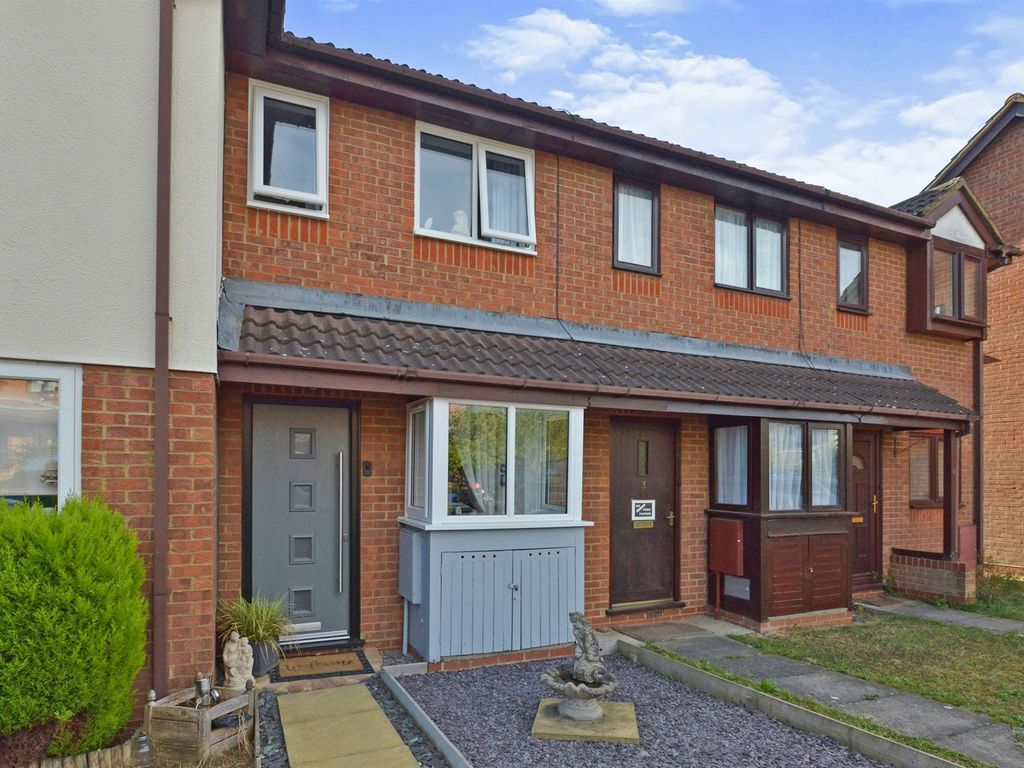 1 bed terraced house for sale in Denchworth Court, Emerson Valley