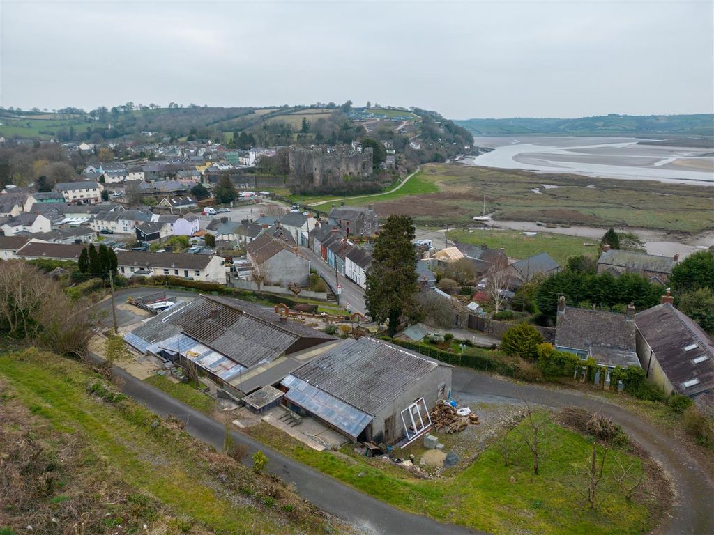 3 bed detached bungalow for sale in Gosport Street, Laugharne
