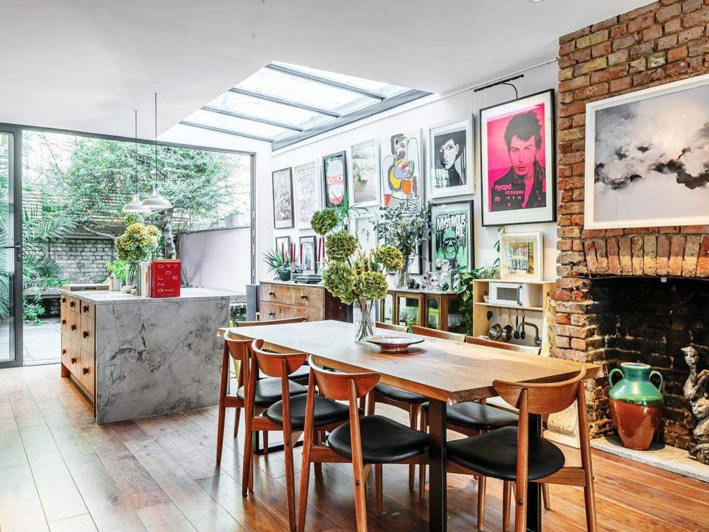 Baxendale Street, London E2  