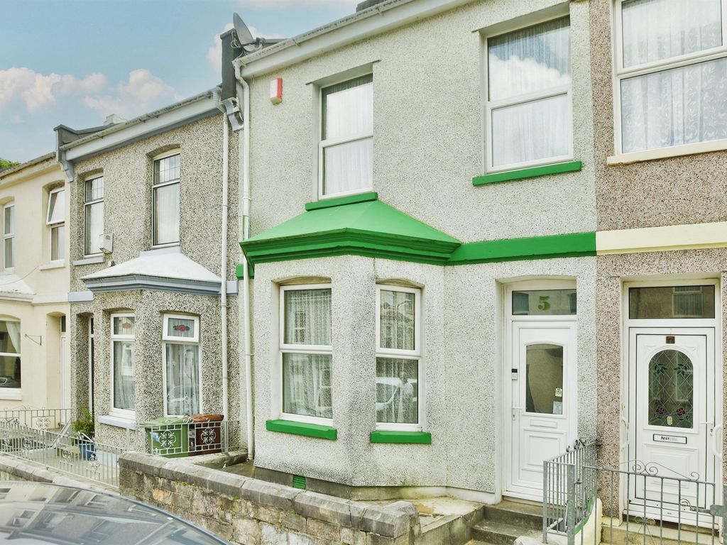 4 bed terraced house for sale in Ocean Street, Keyham, Plymouth PL2, £