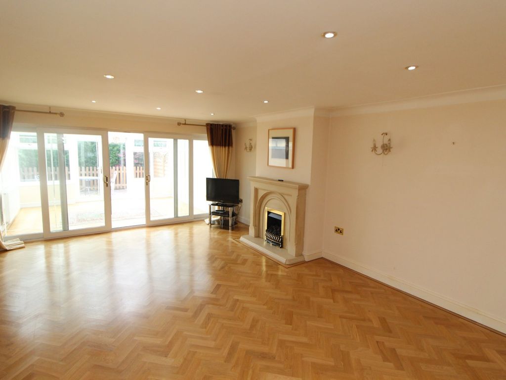 Victoria Court, Chester, Cheshire CH2  