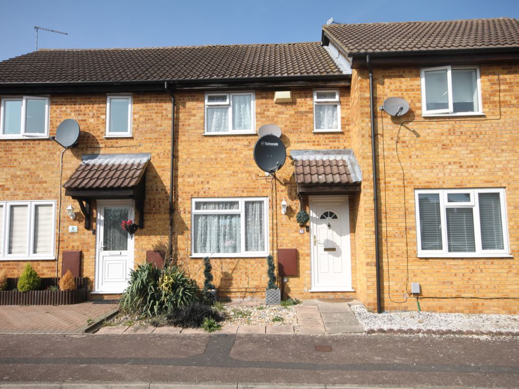 3 bed terraced house for sale in Partridge Close, Luton LU4, £300,000