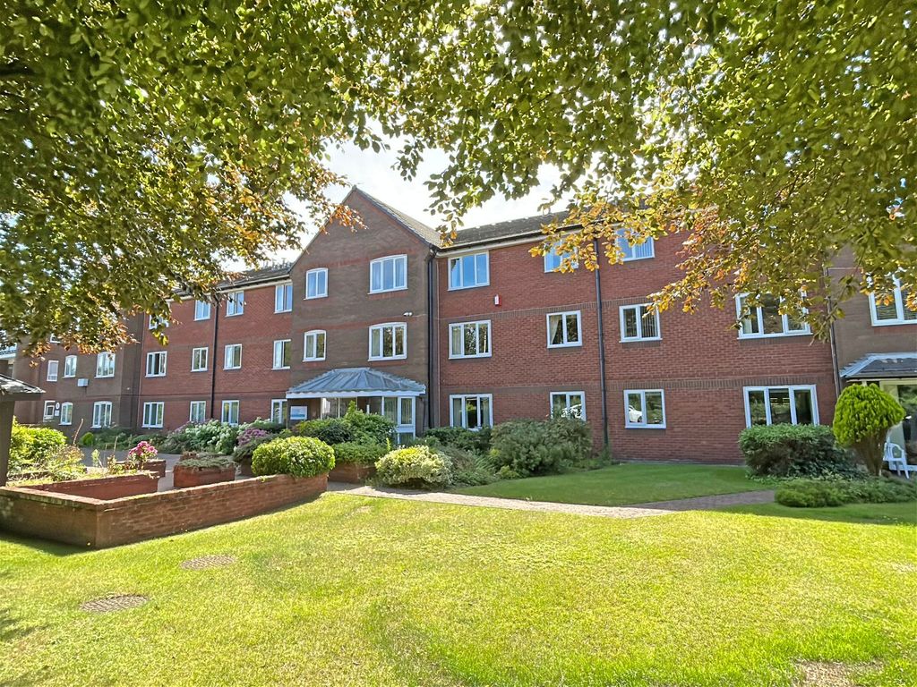 1 bed flat for sale in Parkside Court, Park Road, Hesketh Park