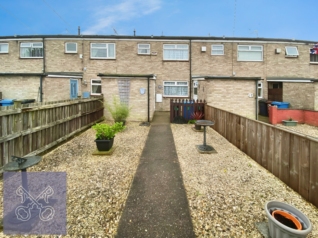 3 bed terraced house for sale in Rutherglen Drive, Hull HU9, £115,000