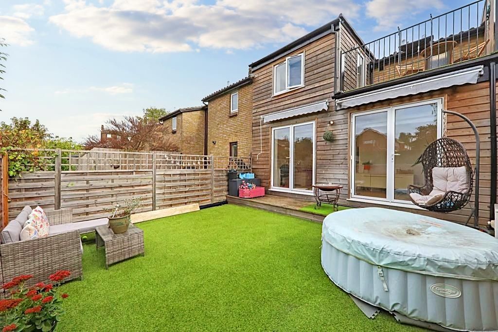 4 bed property for sale in Canal Walk, Sydenham, London SE26, £700,000