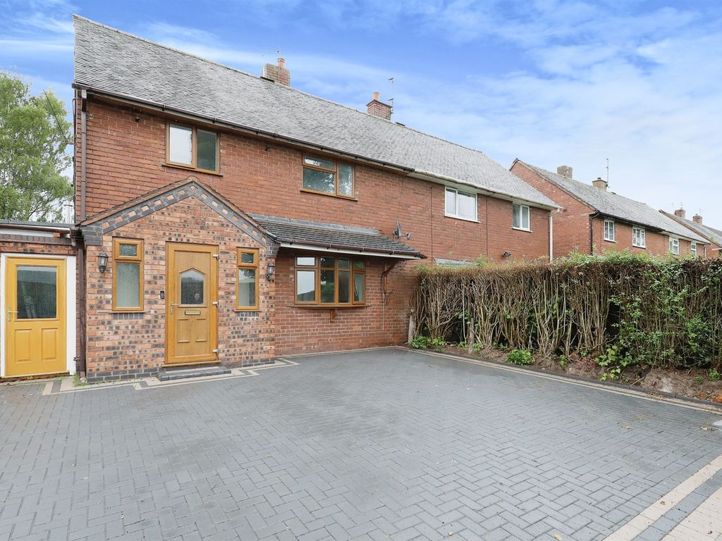 3 bed semidetached house for sale in Dark Lane, Featherstone