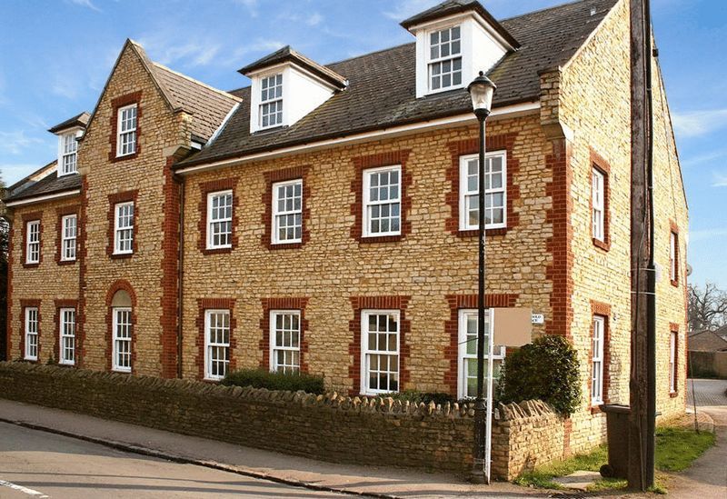 2 bed flat for sale in High Street, Harrold, Bedford MK43, £184,995