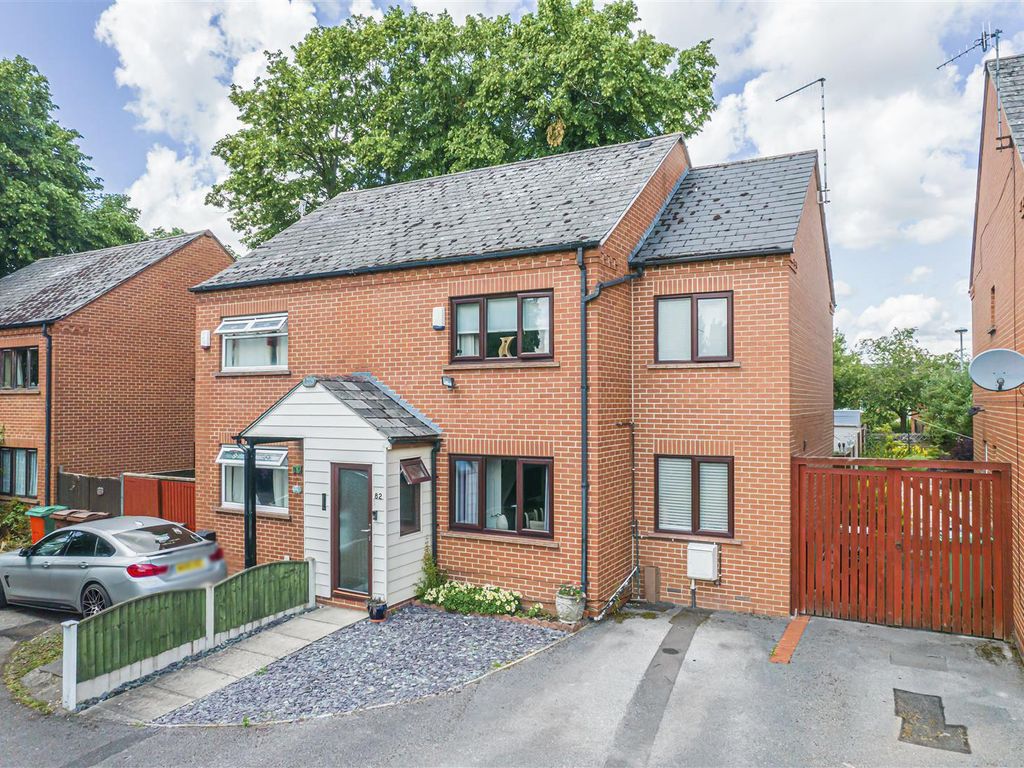 3 bed semidetached house for sale in Woodland Avenue, Highbury Vale