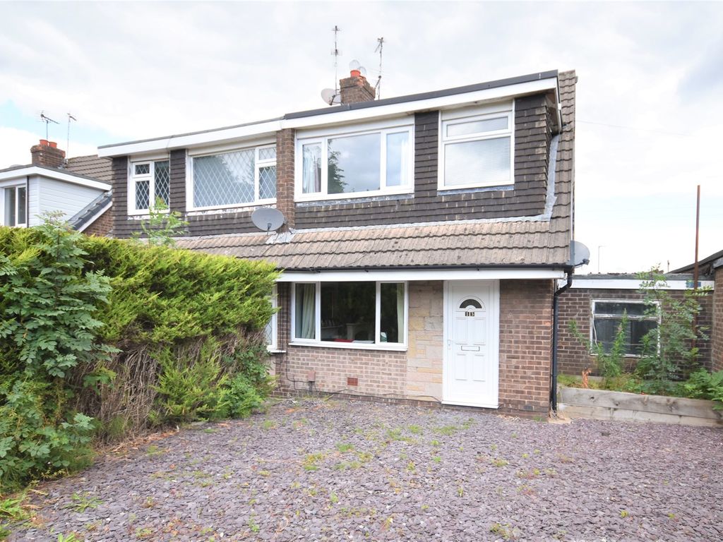 3 bed semidetached house for sale in Haddon Close, Macclesfield SK11